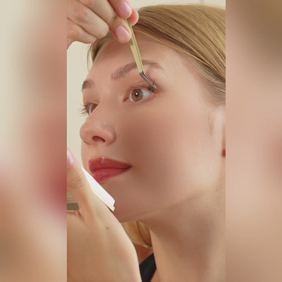 Load video: the cat &amp; doe duo